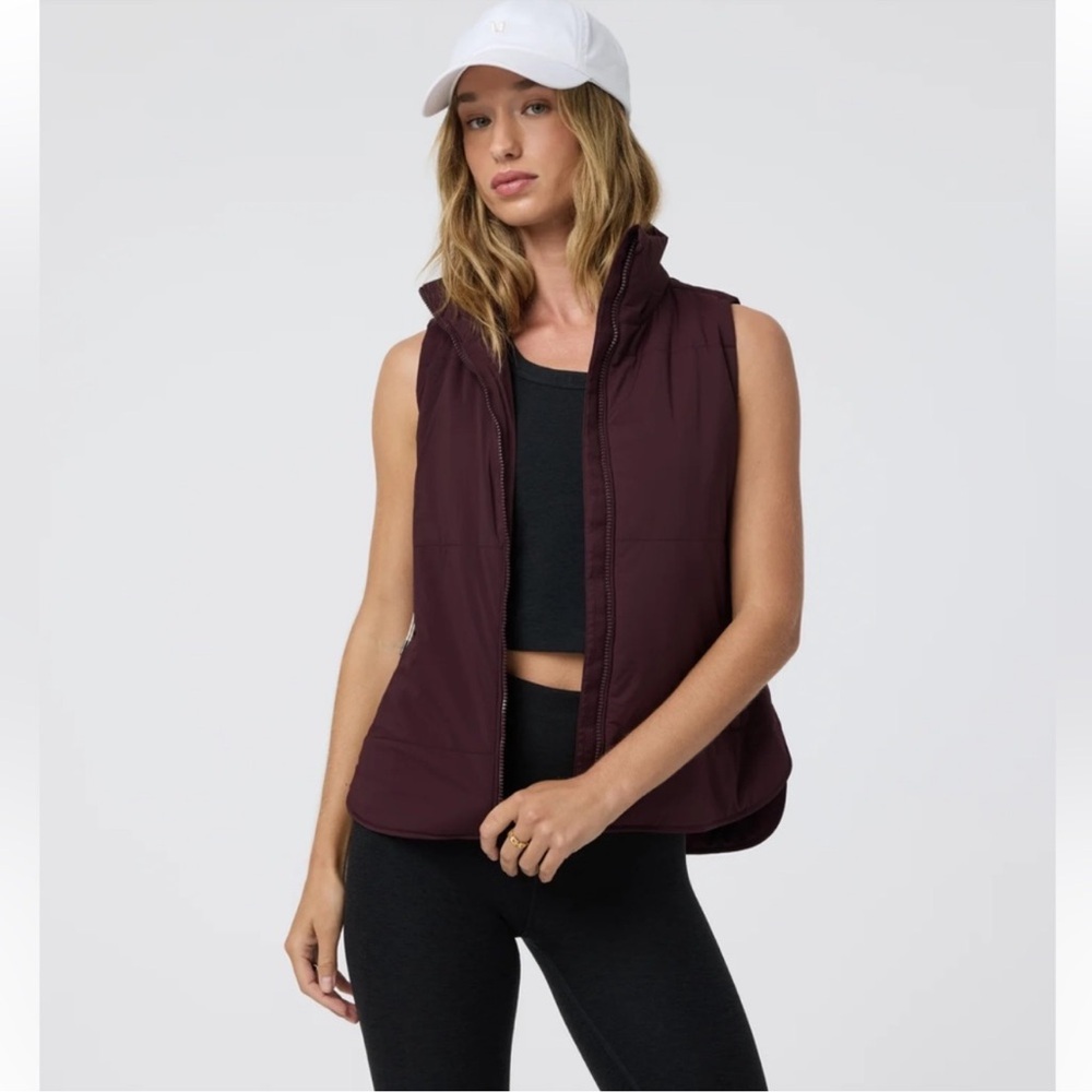 NWT women’s vuori canyon vest burgundy sold out online